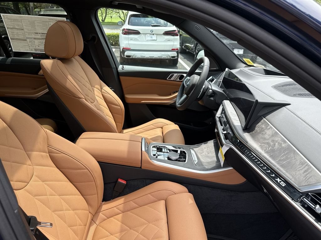 New 2026 Blue BMW xDrive50e image 25