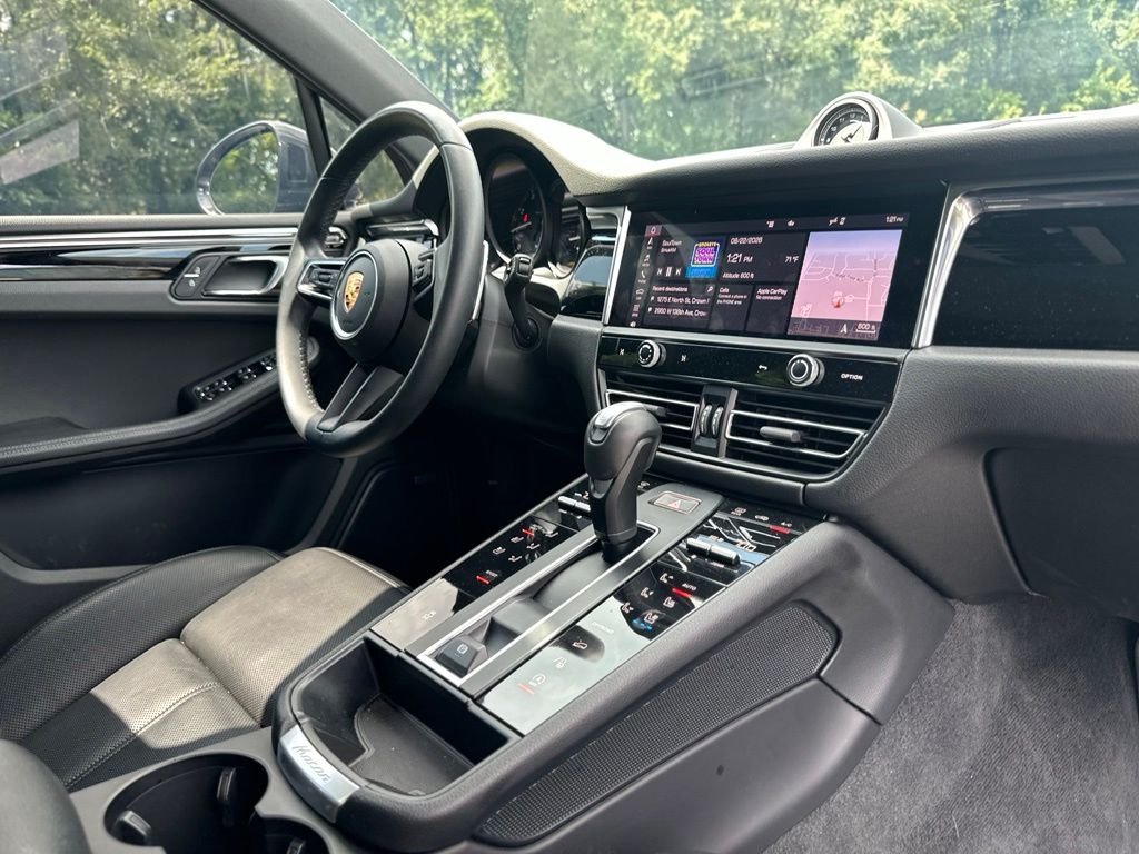 Used 2023 Grey Porsche Base image 24