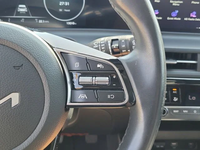 Used 2024 Fusion Black Kia S image 9