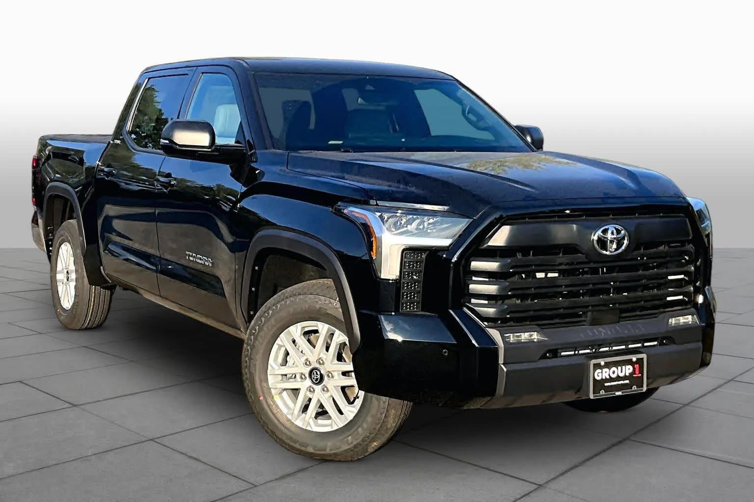 New 2026 Midnight Black Metallic Toyota SR5 image 2