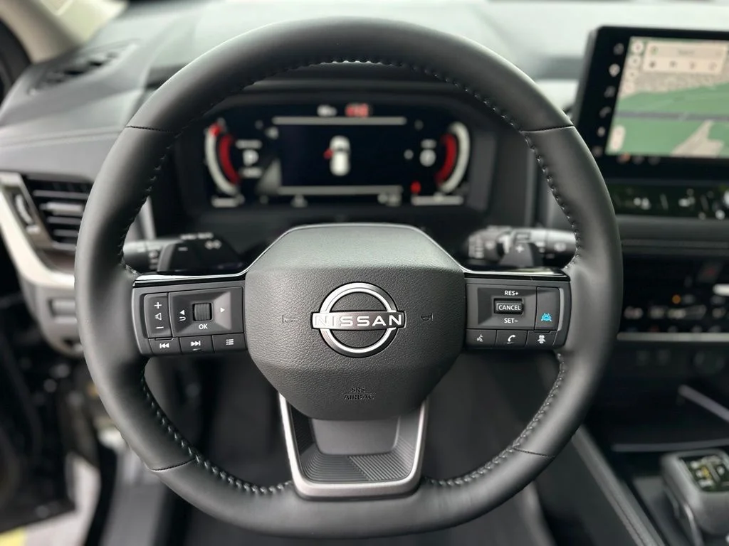 New 2026 Super Black Nissan Platinum image 31