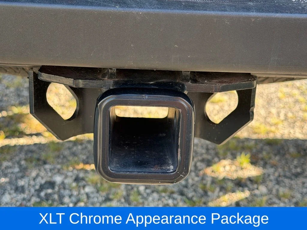 Used 2023 Black Ford XLT image 18