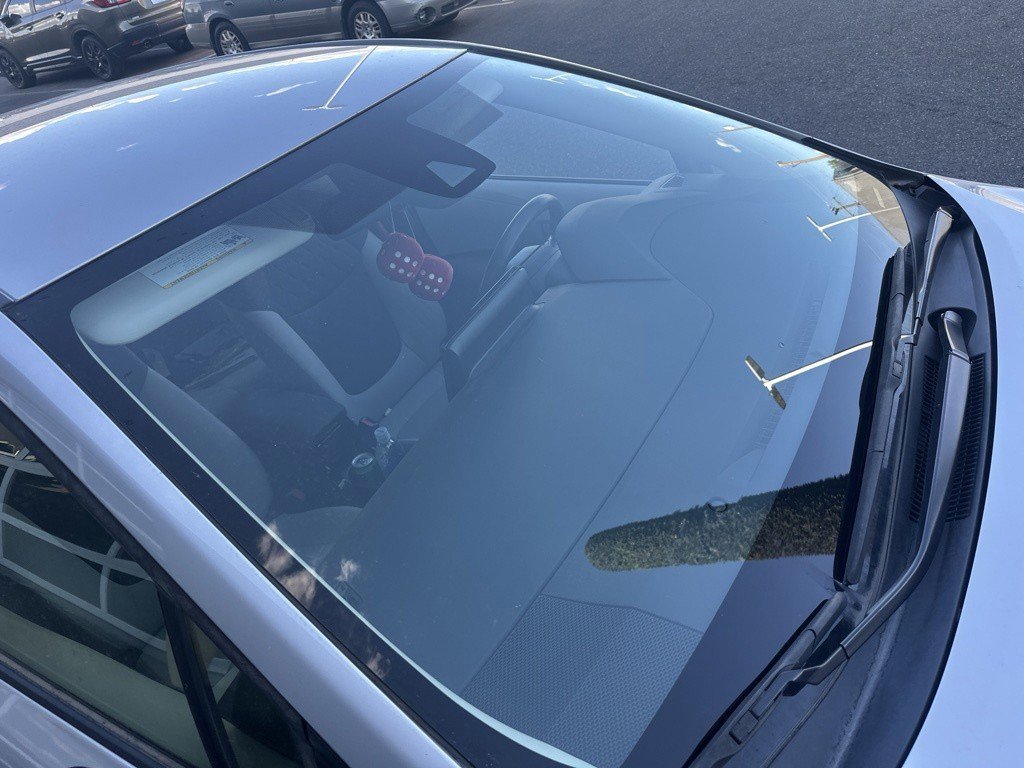 Used 2022 Silver Toyota LE image 5