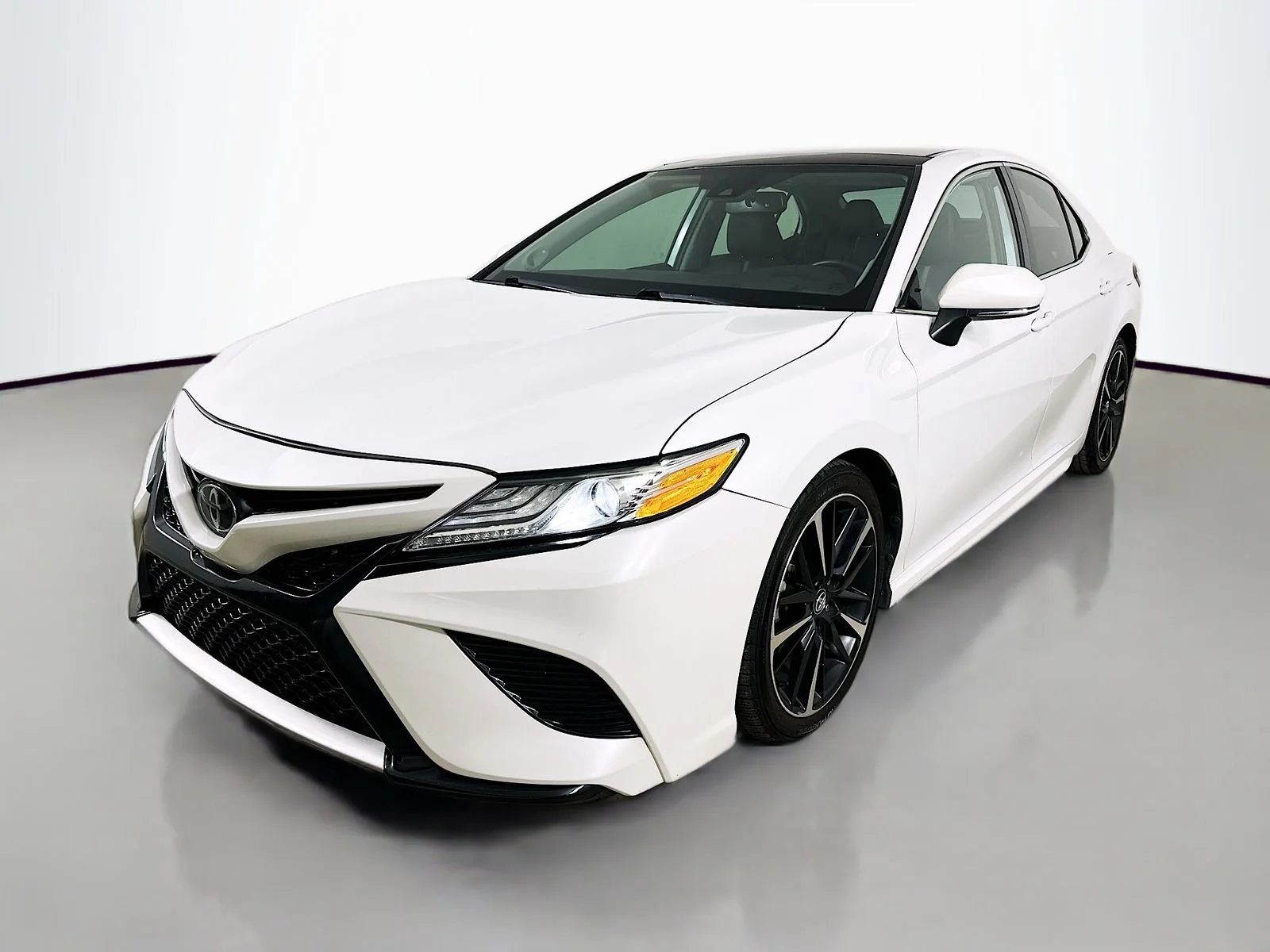 Used 2020 Beige Toyota  image 1