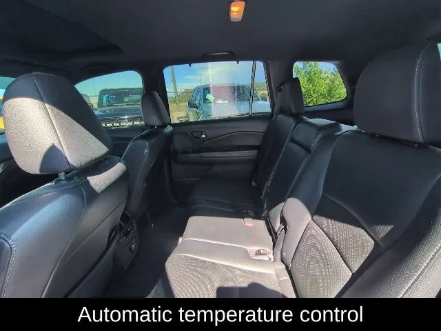 Used 2019  Honda Elite image 10