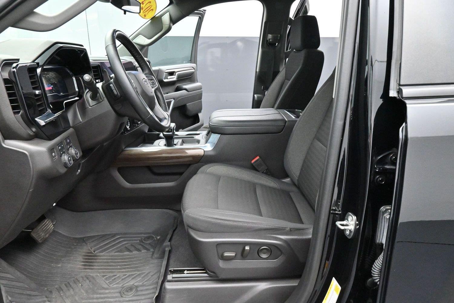 Used 2024 Black Chevrolet LT Trail Boss image 13
