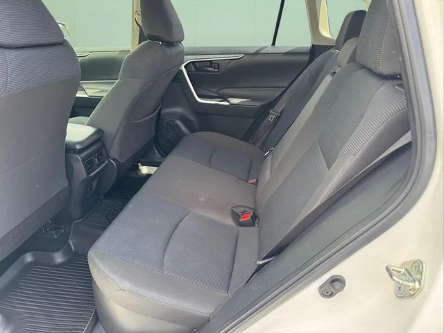 Used 2023 White Toyota LE image 10