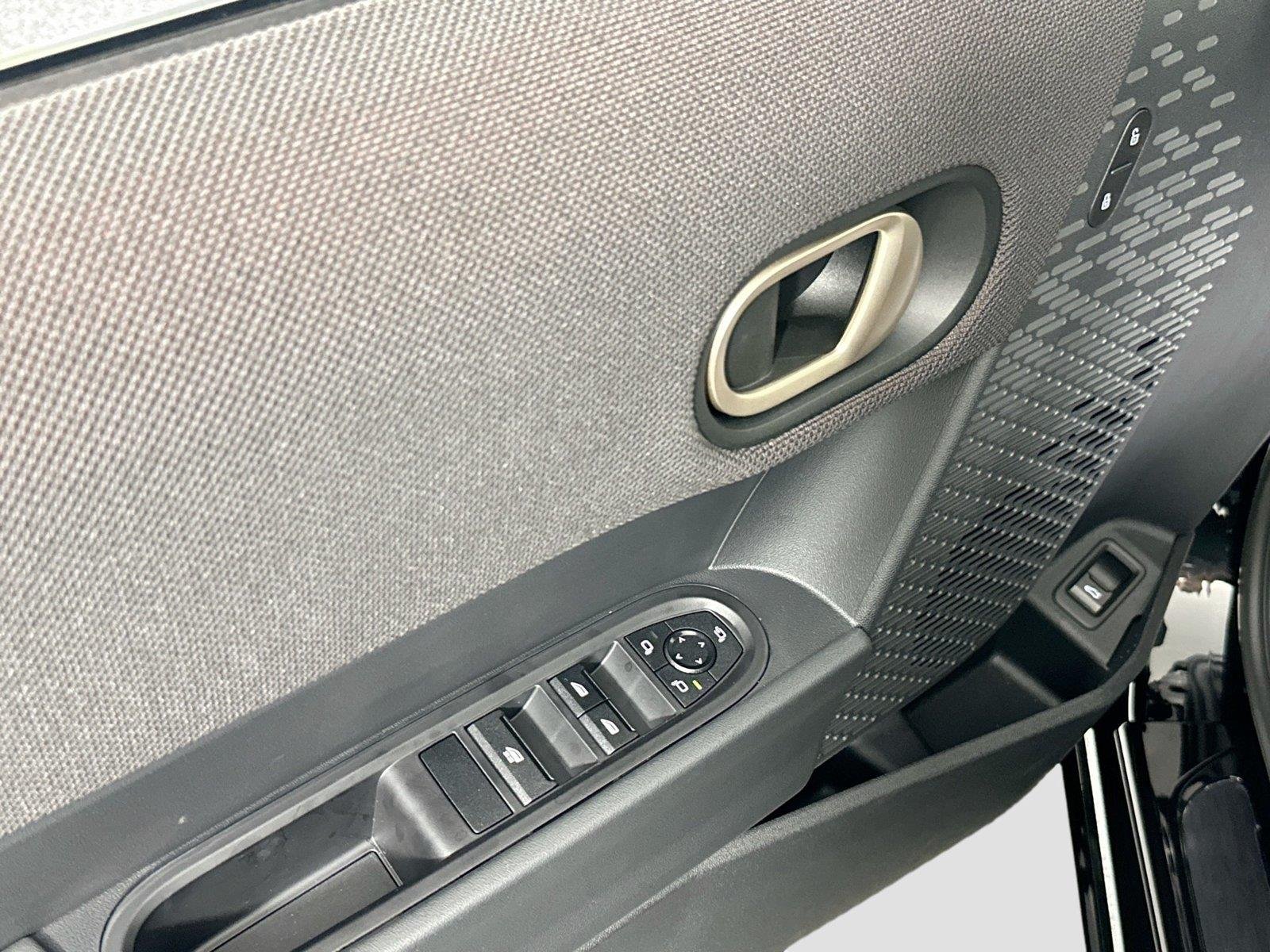 2026 MINI Convertible S - Photo 17