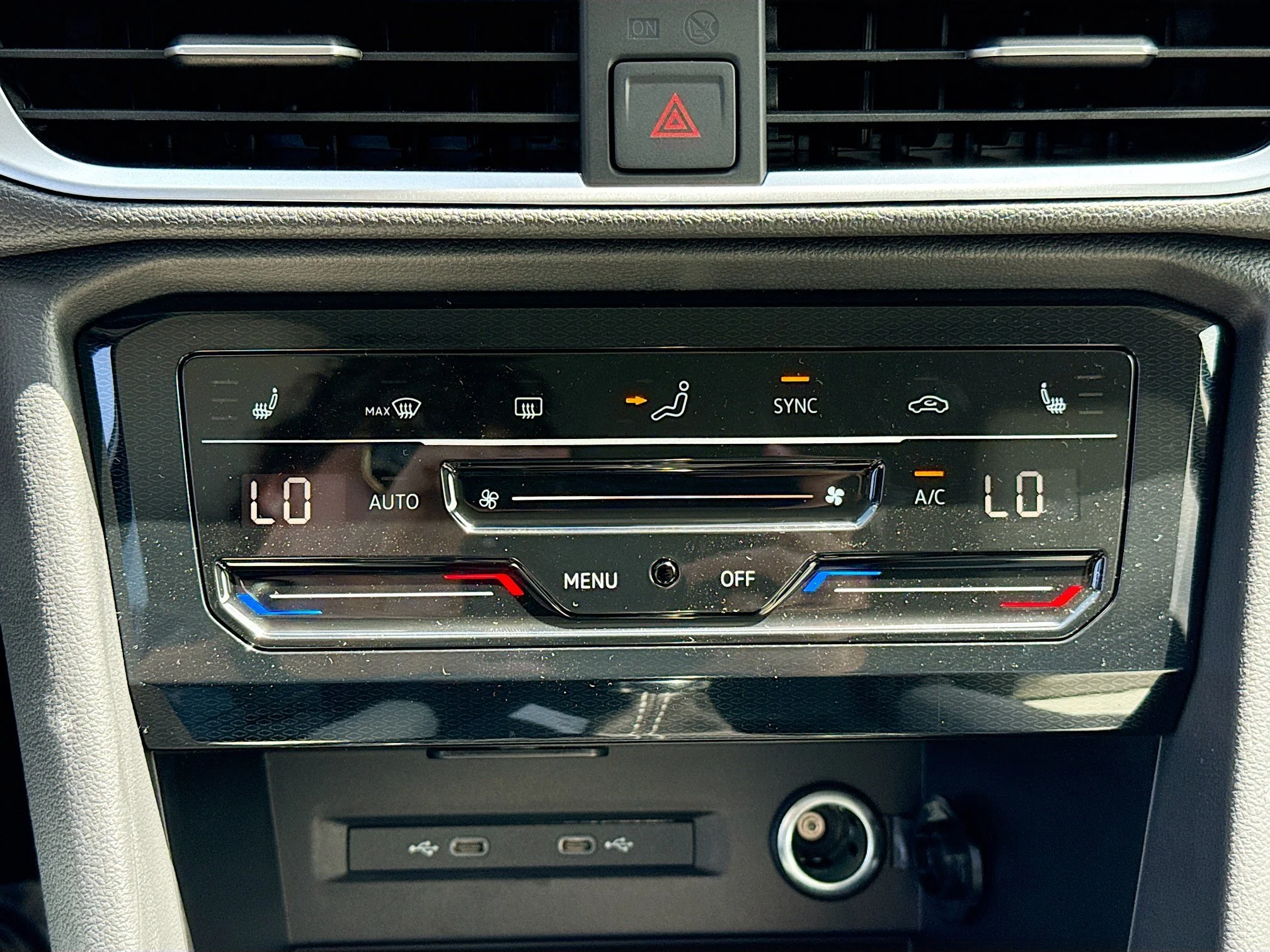 New 2026  Volkswagen SE image 31