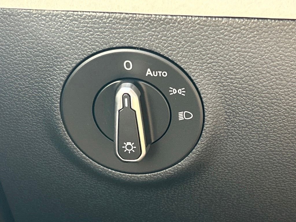 New 2026 Gray Volkswagen 1.5T SE image 30