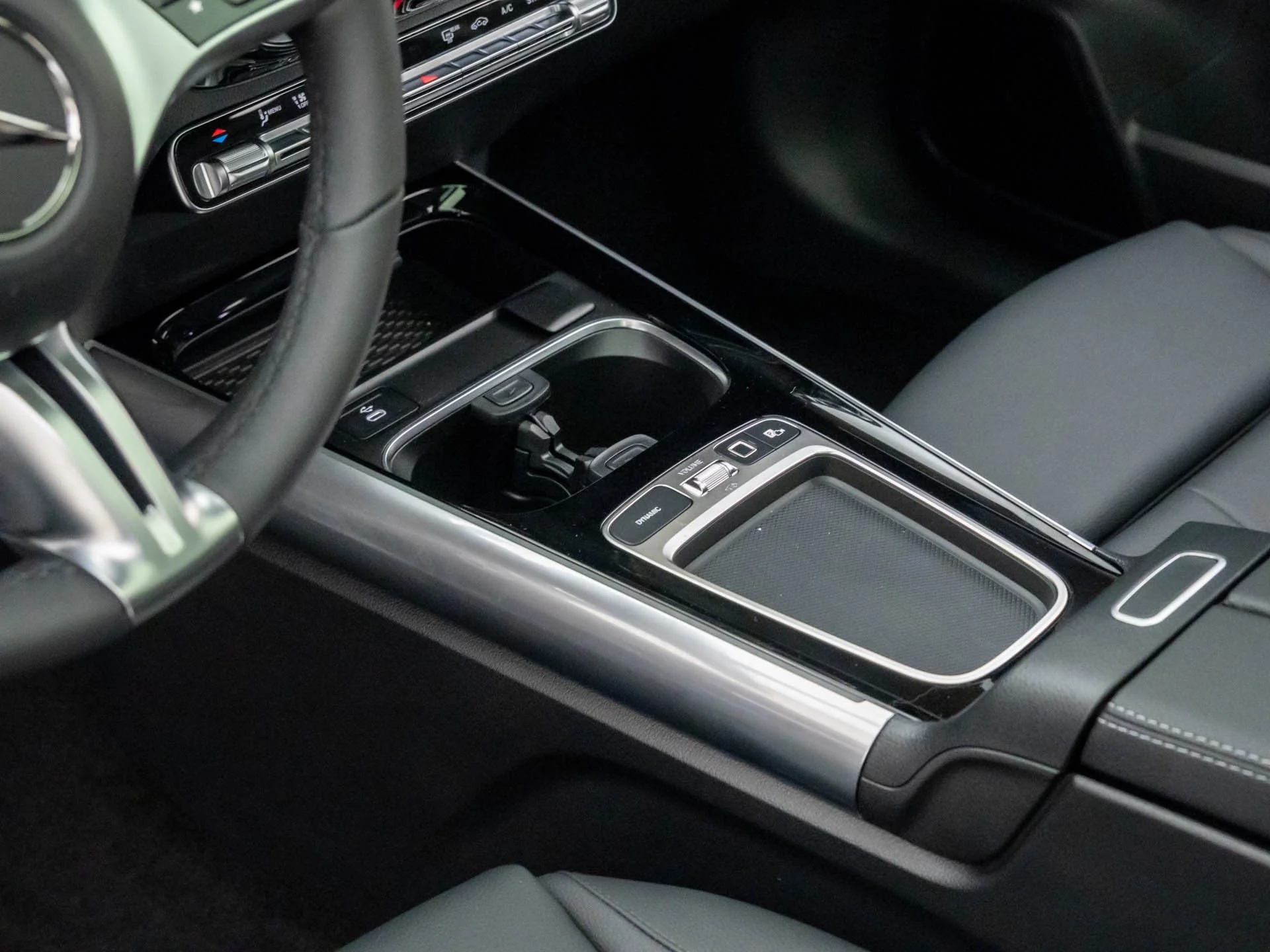 New 2026 Black Mercedes-Benz GLA 250 image 12