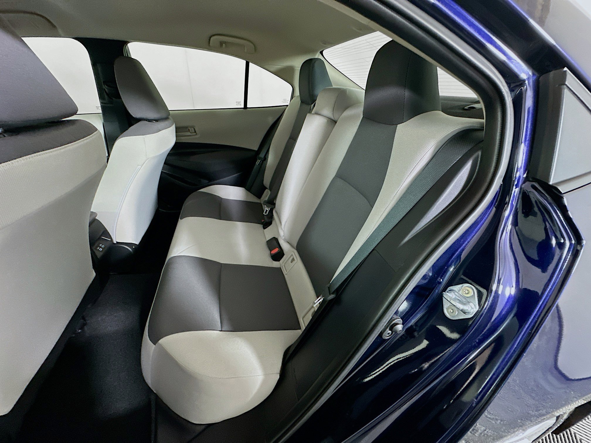 Used 2025 Blueprint Toyota LE image 25