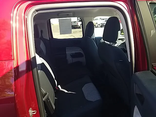 Used 2025 Red Ford XLT image 29