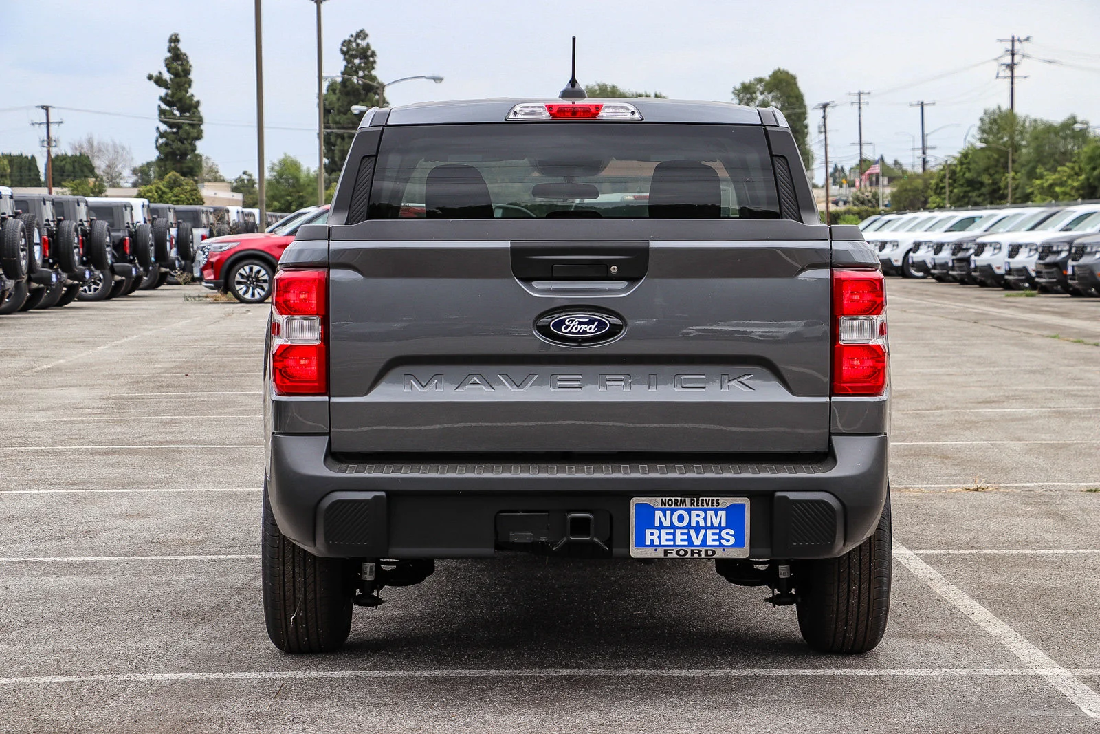 New 2026 Carbonized Gray Metallic Ford XL image 7