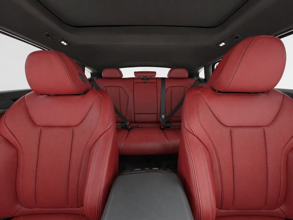 Used 2024 Gray BMW M40i image 32
