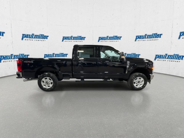 New 2027 Black Ford XLT image 12