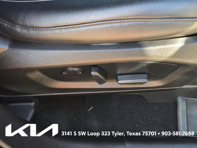 Used 2020 Gray Ford XLT image 15
