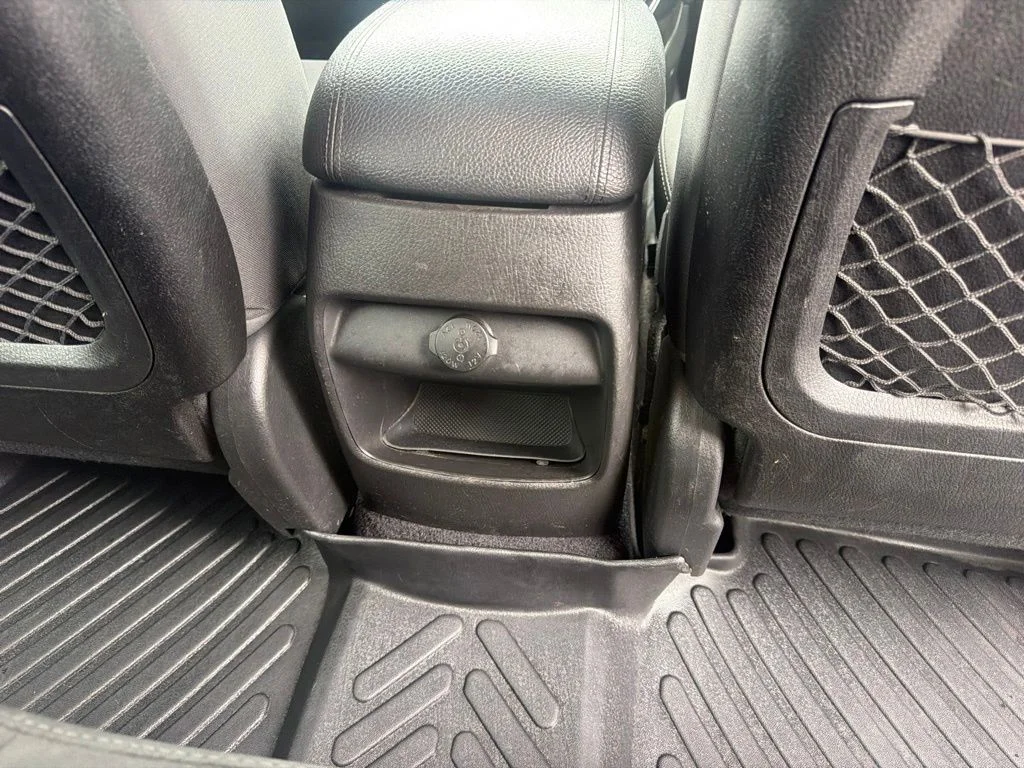 Used 2015 Black Kia LX image 46