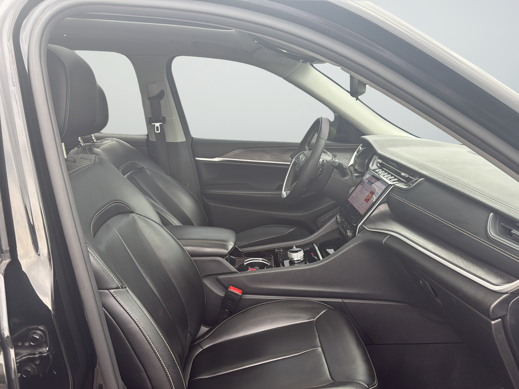 Used 2023 Black Jeep Limited image 15
