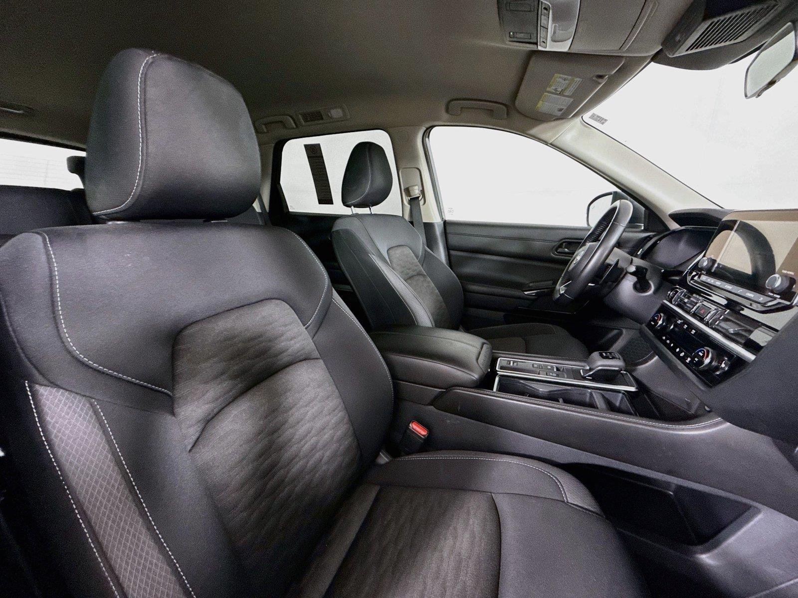 Used 2024 Gun Metallic Nissan SV image 38