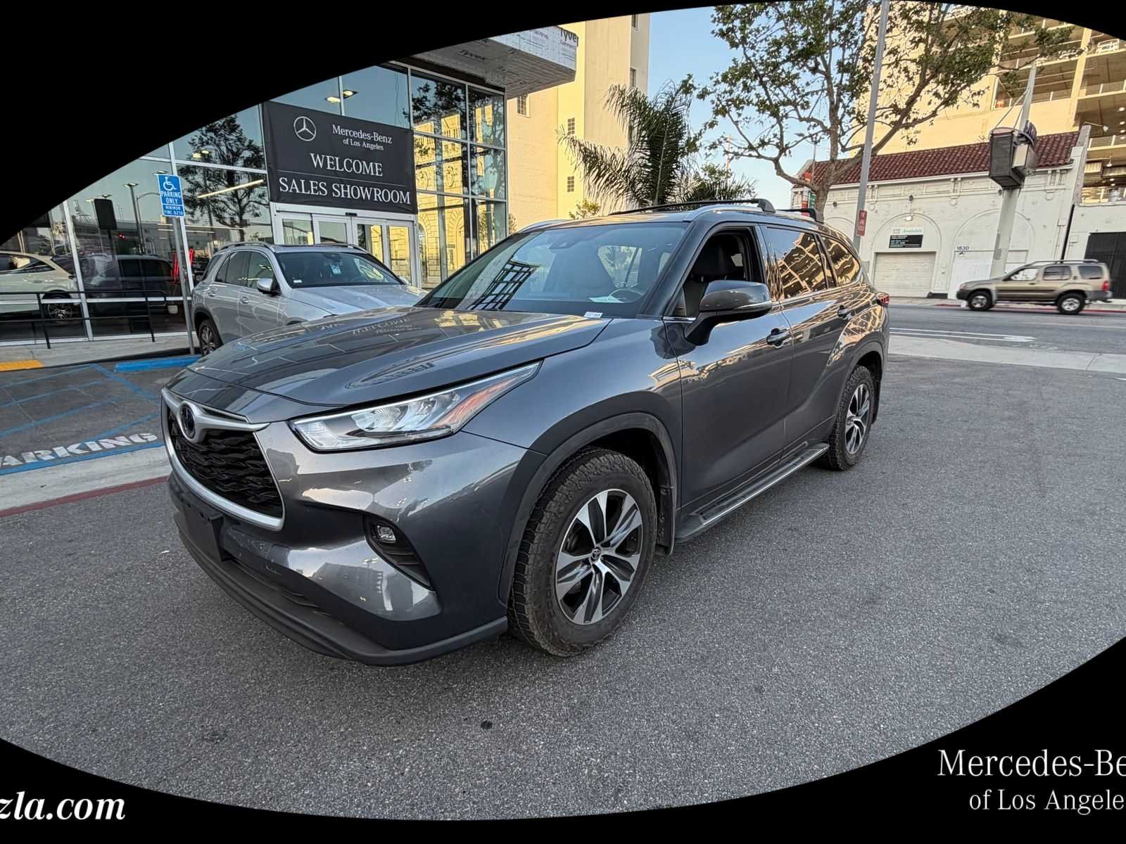 2020 Toyota Highlander XLE 4x4 V6's photo