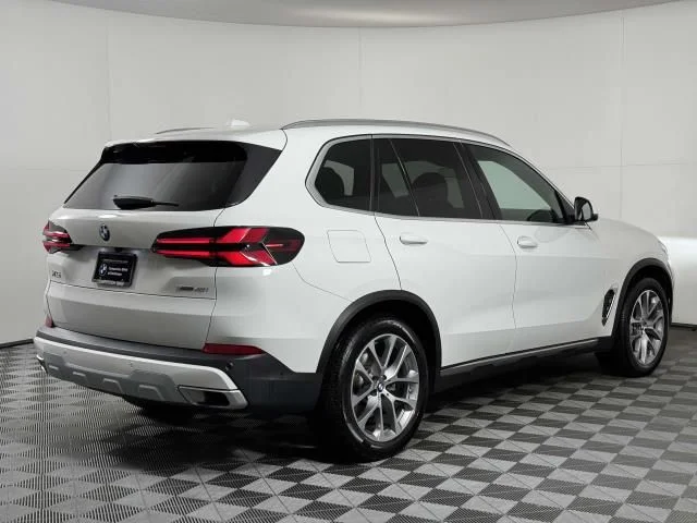 2025 BMW X5 40i - Photo 10