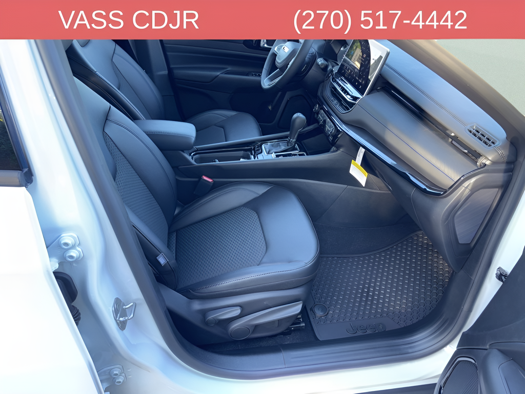 Certified Used 2026 White/off-white Jeep Latitude image 40