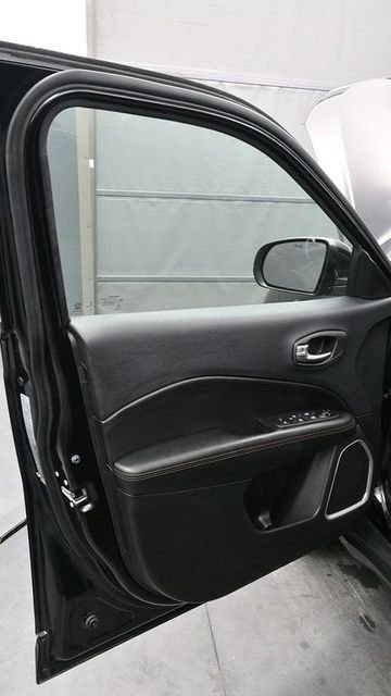 Used 2018 Black Jeep Limited image 10