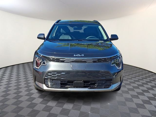 Used 2024 Kia Niro Wind with VIN KNDCR3L18R5109749 for sale in Southern Pines, NC