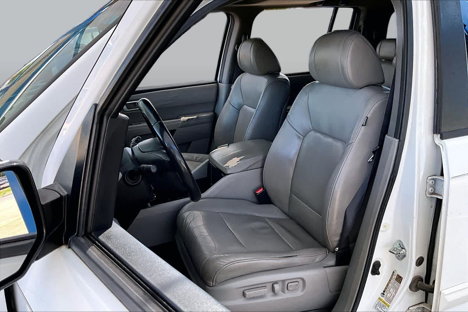 Used 2011 Taffeta White Honda EX-L image 7