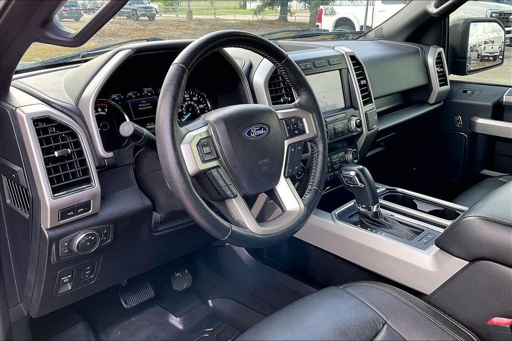 Used 2020 Magnetic Metallic Ford Lariat image 14