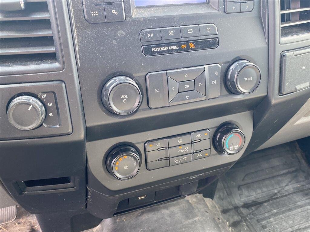 Used 2019 Agate Black Ford XL image 19