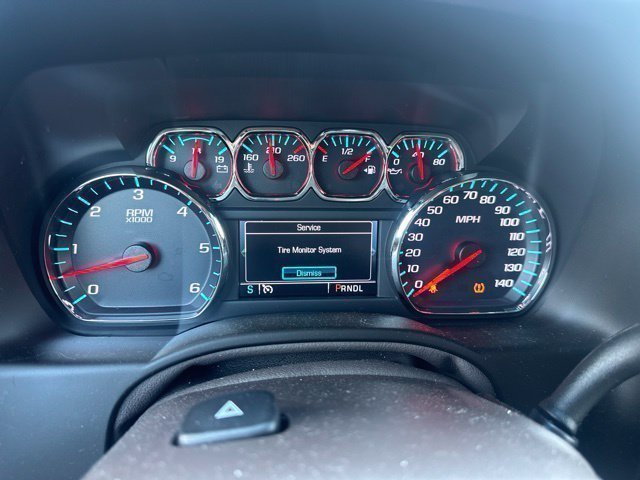 Used 2018 PEPPERDUST METALLIC Chevrolet LT image 37