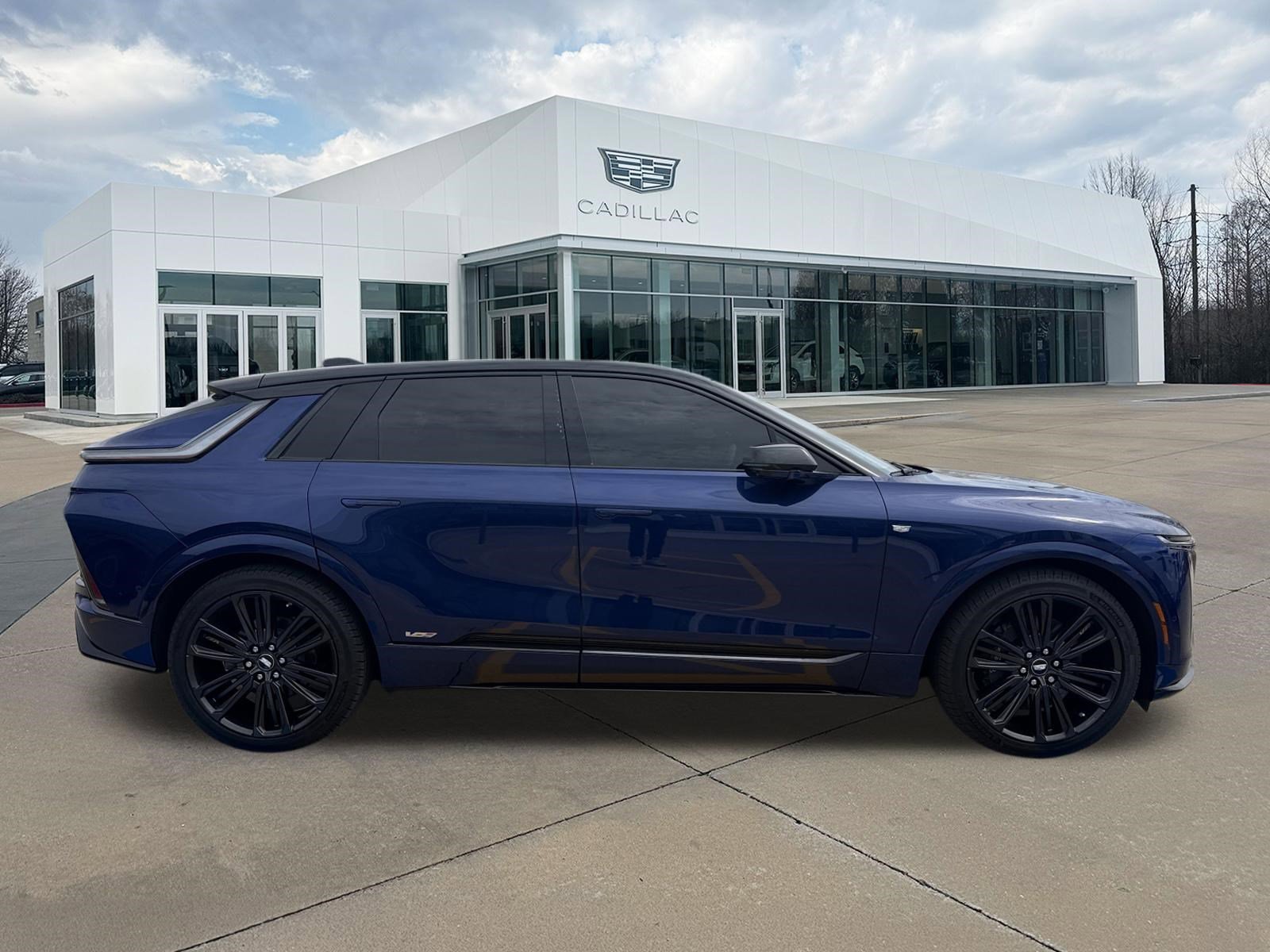 Certified 2026 Cadillac LYRIQ V Premium with VIN 1GYXP3RL4TZ601821 for sale in Bentonville, AR