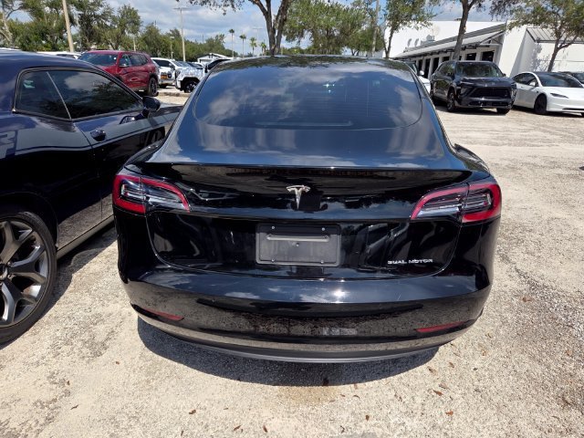 Used 2022 Black Tesla Long Range Dual Motor All-Wheel Drive image 6
