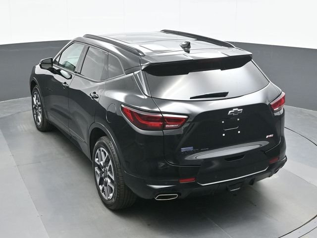 Used 2025 Black Chevrolet RS image 10