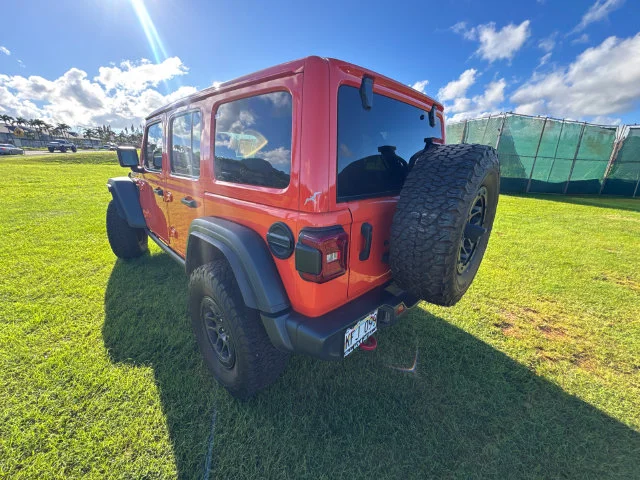 Used 2023 Orange Jeep Rubicon image 3