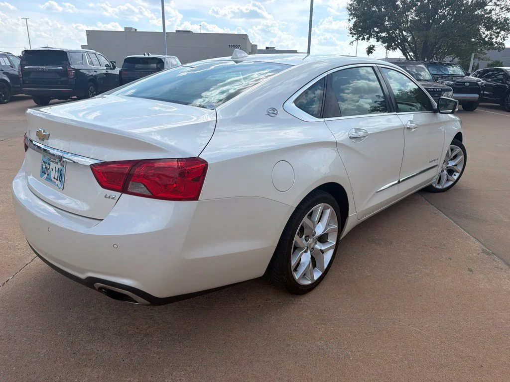 Used 2014 White Chevrolet LTZ image 3