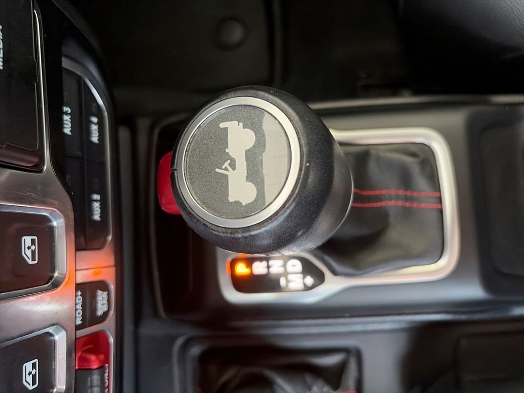 Used 2021 Gray Jeep Rubicon image 16