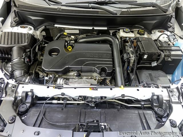 Used 2024 Summit White GMC SLE image 25