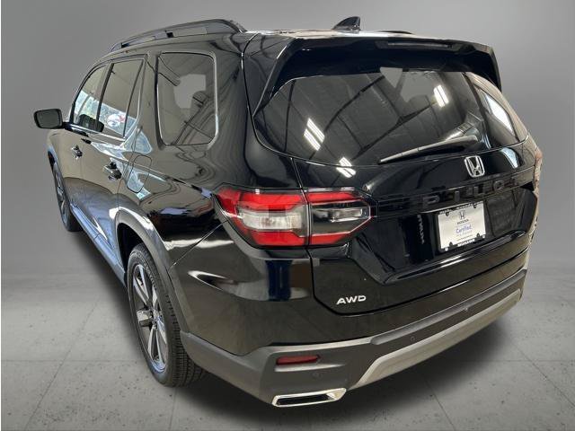 Certified Used 2025 Crystal Black Pearl Honda Touring image 4