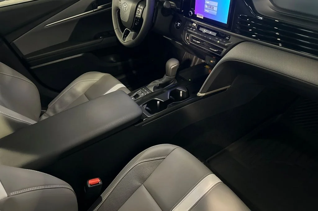 Certified Used 2025  Toyota SE image 12