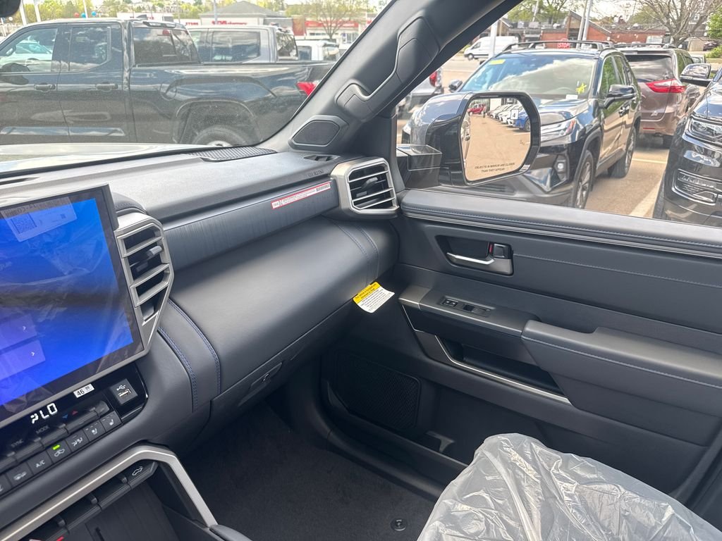 2026 Toyota Tundra Platinum - Photo 31