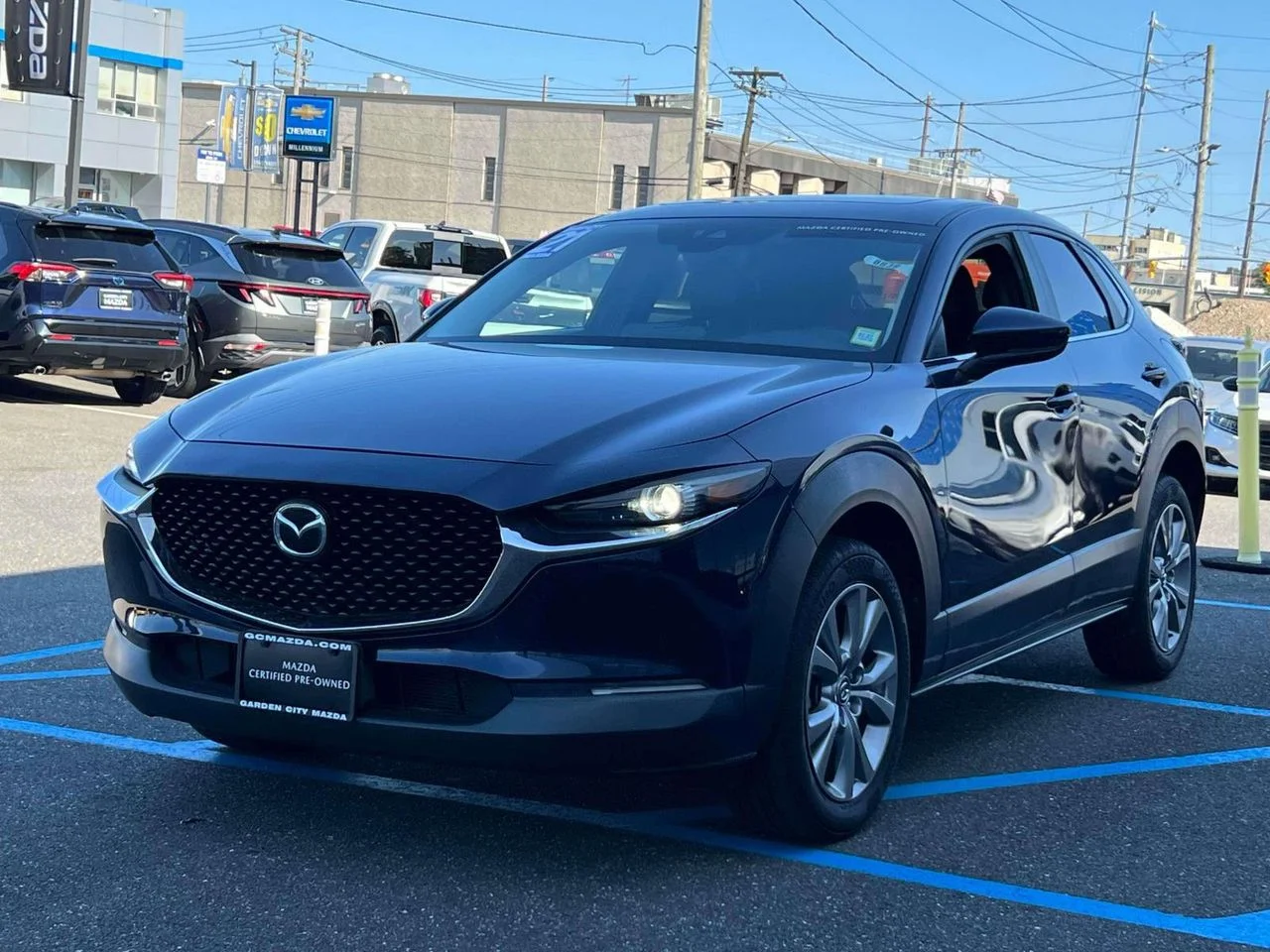 Used 2021 Deep Crystal Blue Mica Mazda Preferred image 3