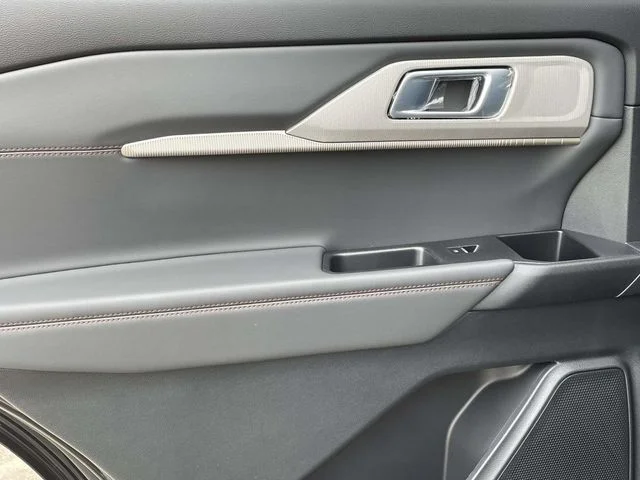New 2026 Agate Black Metallic Ford Active image 11