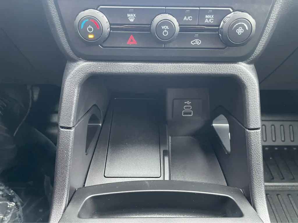 Used 2025 Gray Ford XL image 23