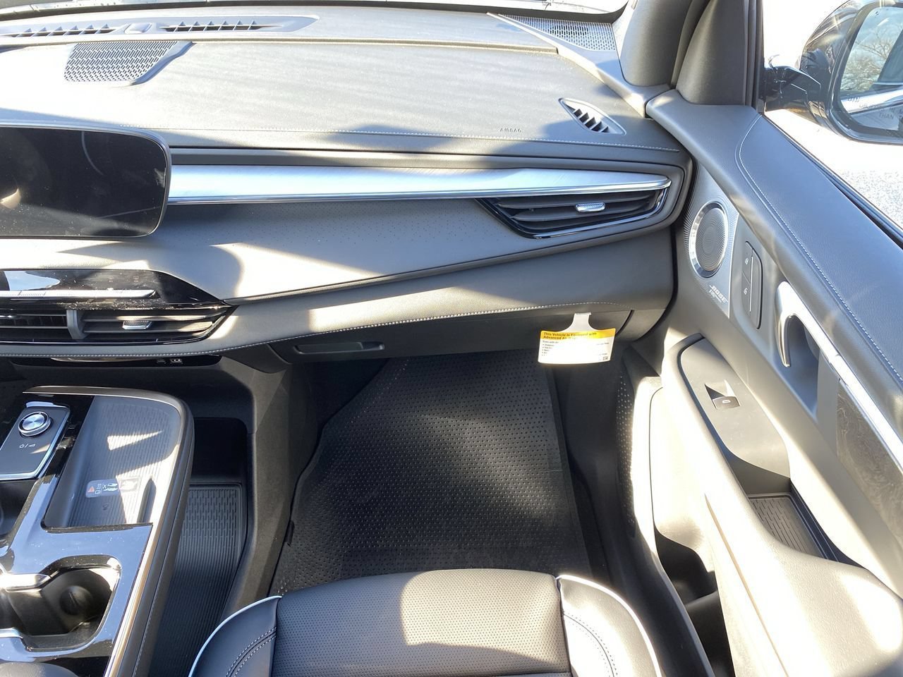 Used 2026 Ebony Twilight Metallic Buick Avenir image 24
