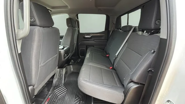 Used 2025 Summit White Chevrolet RST image 20
