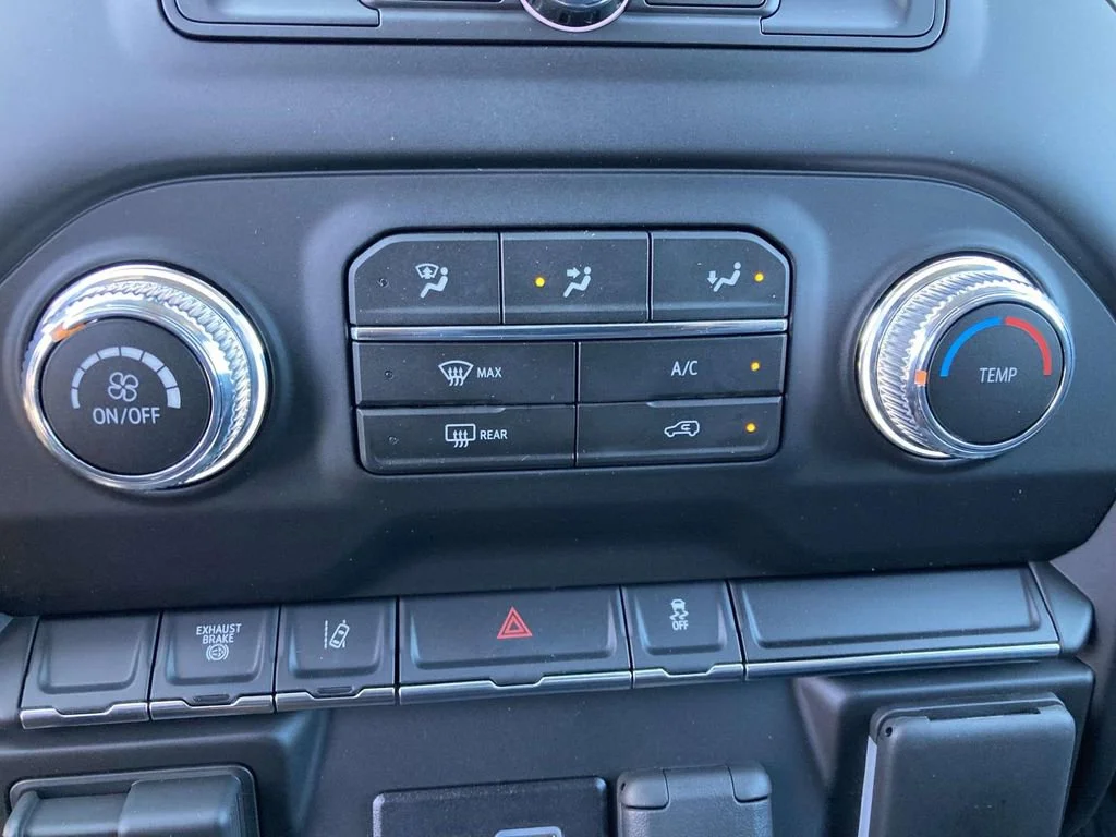 New 2026 Onyx Black GMC Pro image 19