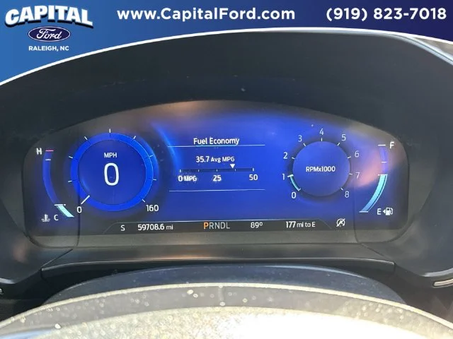 Used 2022 Red Ford SEL image 25